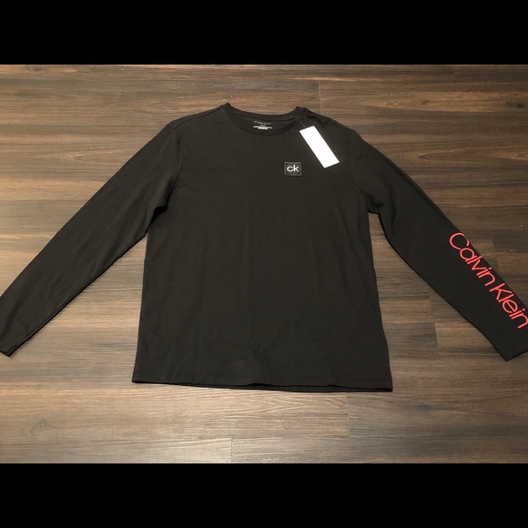 Calvin Klein Other - Men’s Calvin Klein long sleeve T-shirt